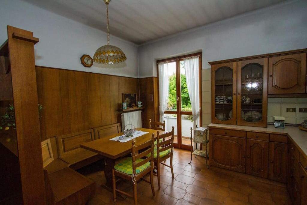 Casa Su Lago Privato A Due Passi Da Milano Segrate Esterno foto