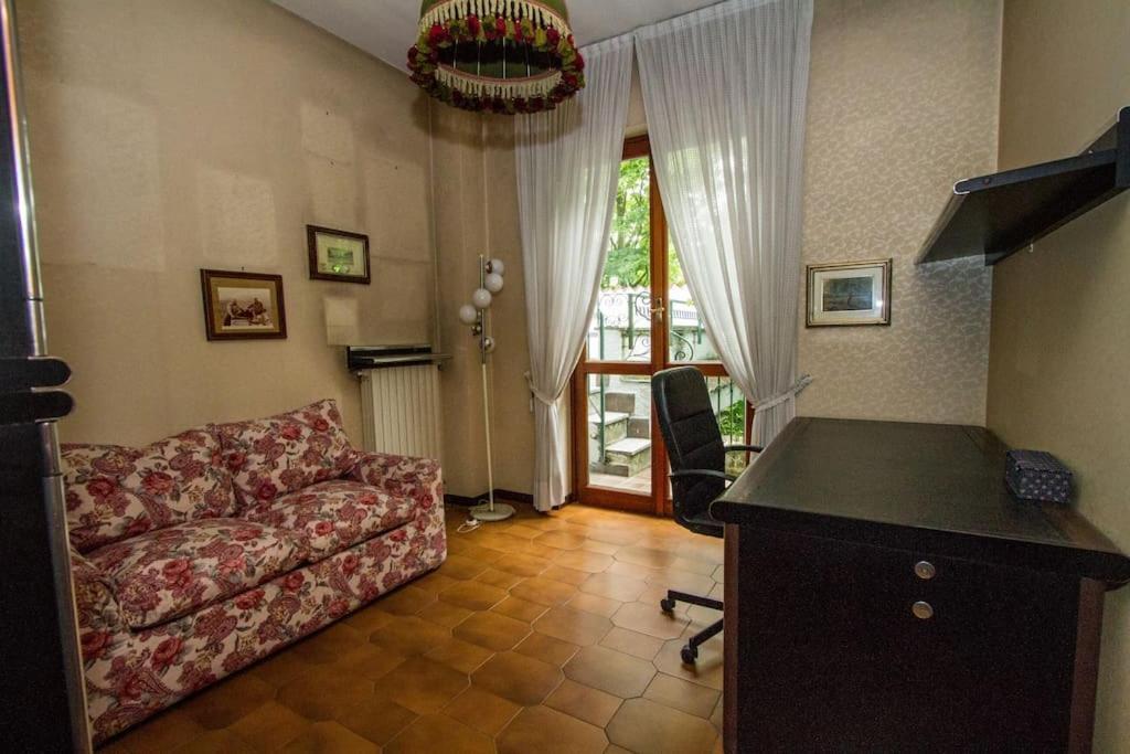 Casa Su Lago Privato A Due Passi Da Milano Segrate Esterno foto